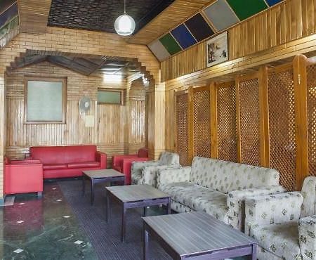 Hotel Pamposh Srīnagar Eksteriør billede